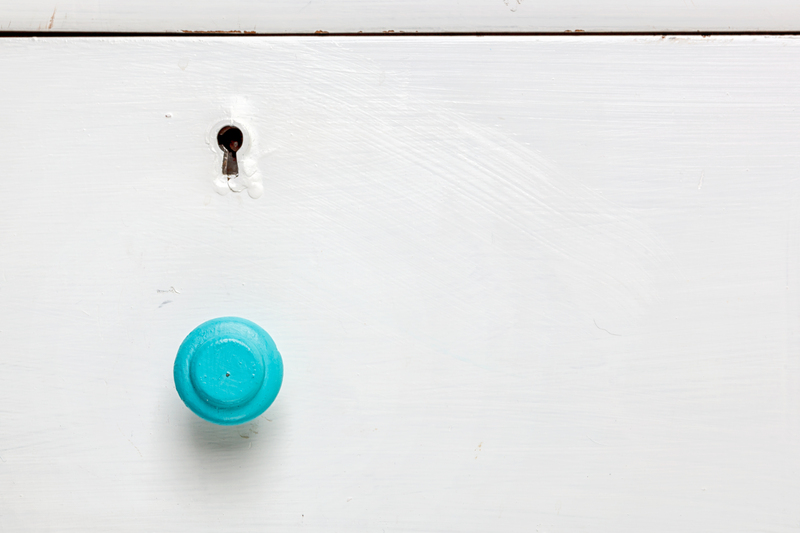 How Local Facilities Handle Old Cookware